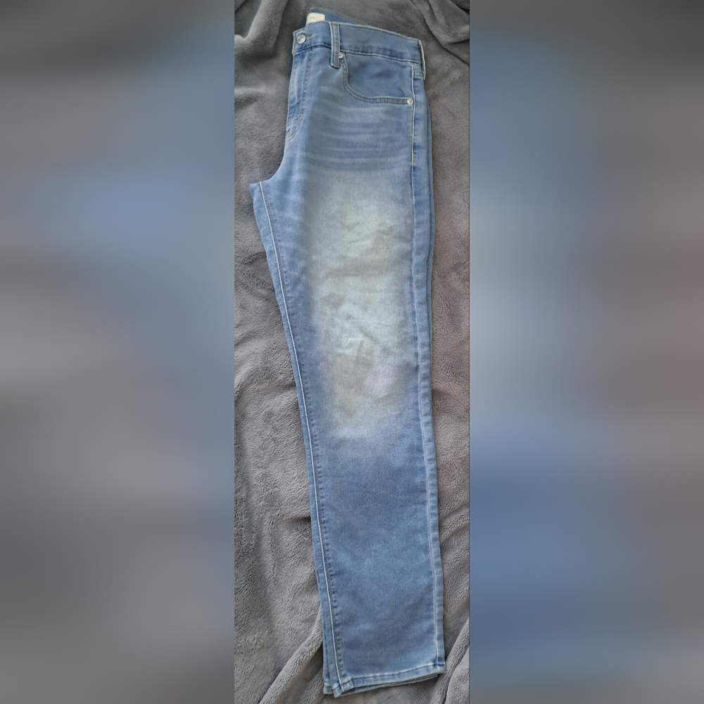 Levi Slim Signature jeans